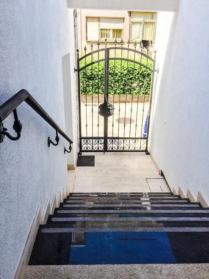 Nav Apartments Split